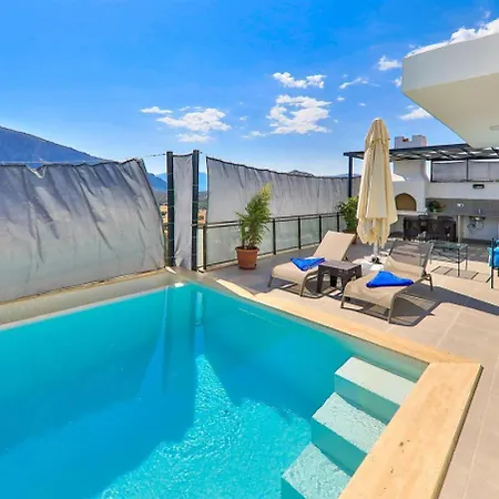 White Grotto 1 Bed For 2 Persons